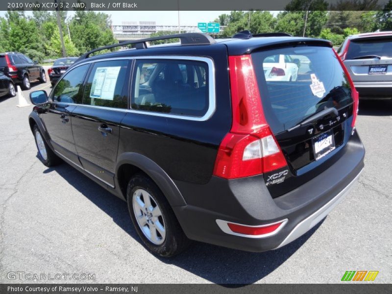Black / Off Black 2010 Volvo XC70 3.2 AWD