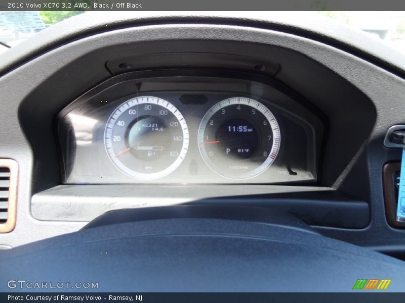 Black / Off Black 2010 Volvo XC70 3.2 AWD