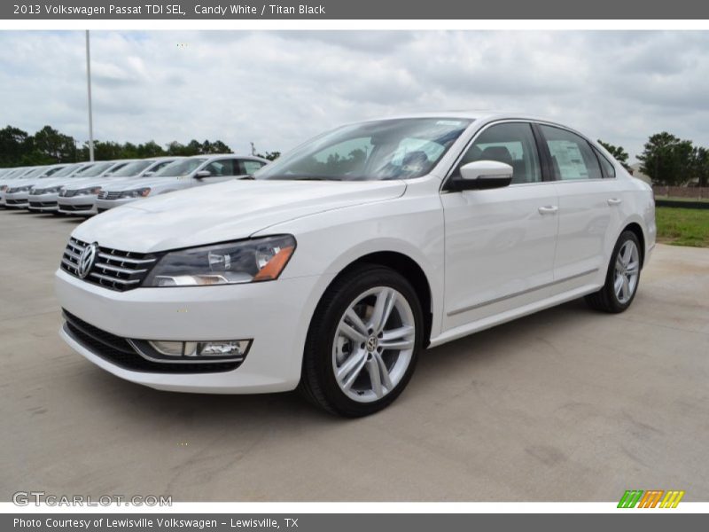Candy White / Titan Black 2013 Volkswagen Passat TDI SEL