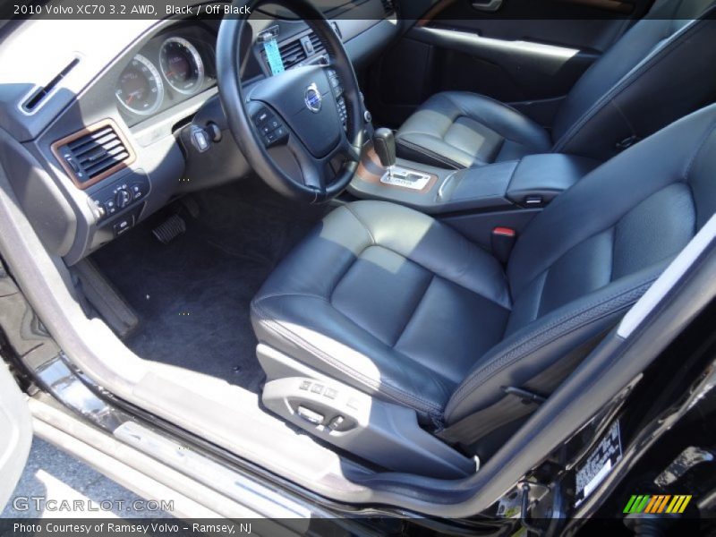 Black / Off Black 2010 Volvo XC70 3.2 AWD