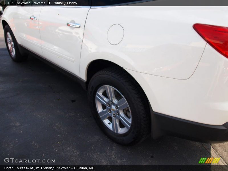 White / Ebony 2012 Chevrolet Traverse LT