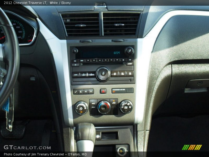 White / Ebony 2012 Chevrolet Traverse LT