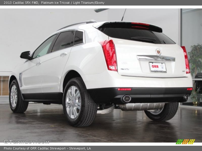 Platinum Ice Tricoat / Light Titanium/Ebony 2013 Cadillac SRX FWD