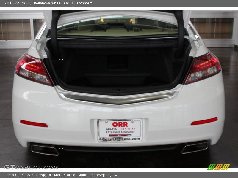 Bellanova White Pearl / Parchment 2013 Acura TL