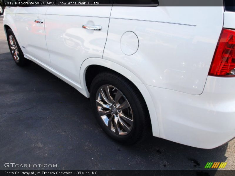 Snow White Pearl / Black 2012 Kia Sorento SX V6 AWD