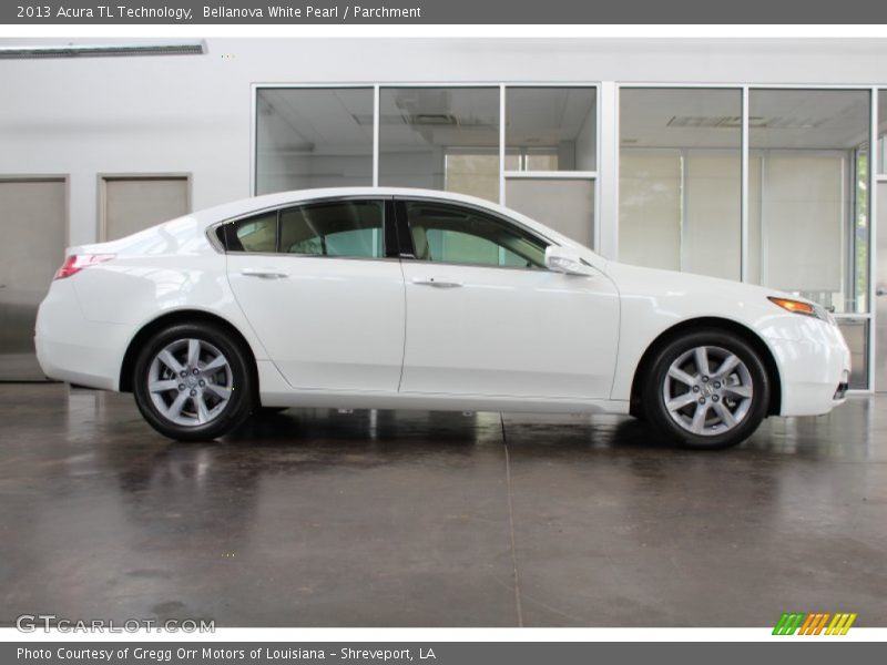 Bellanova White Pearl / Parchment 2013 Acura TL Technology