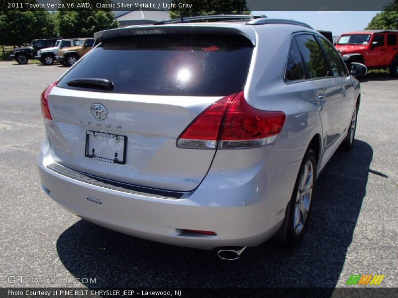 Classic Silver Metallic / Light Gray 2011 Toyota Venza V6 AWD