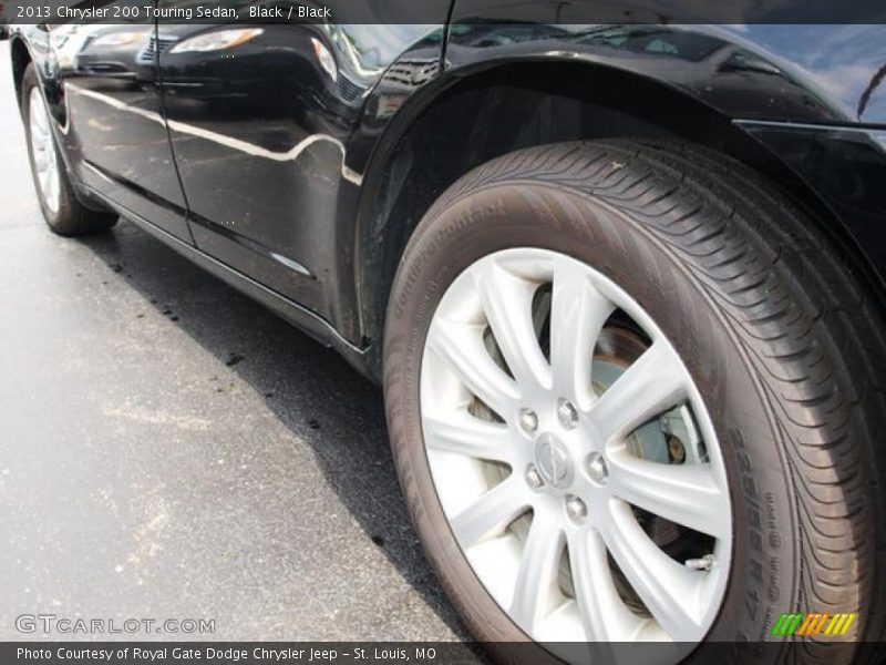 Black / Black 2013 Chrysler 200 Touring Sedan