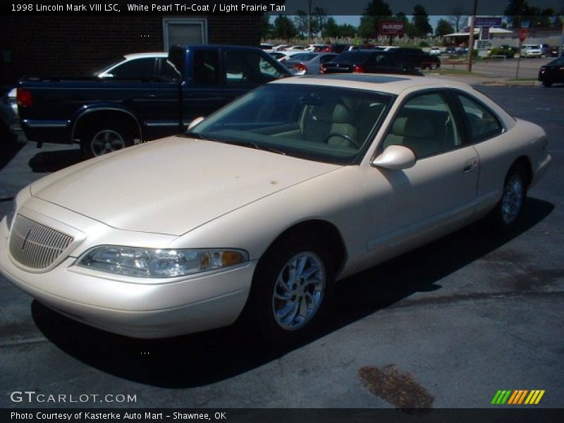 Front 3/4 View of 1998 Mark VIII LSC
