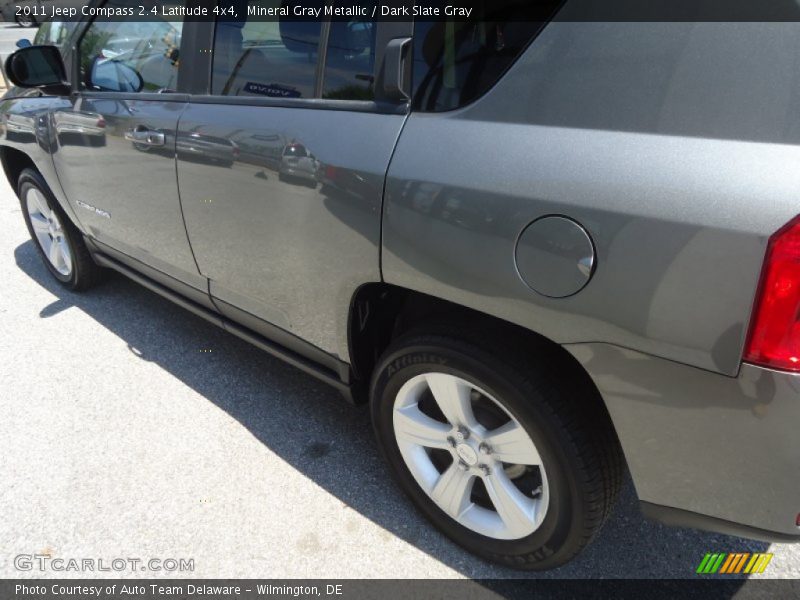 Mineral Gray Metallic / Dark Slate Gray 2011 Jeep Compass 2.4 Latitude 4x4