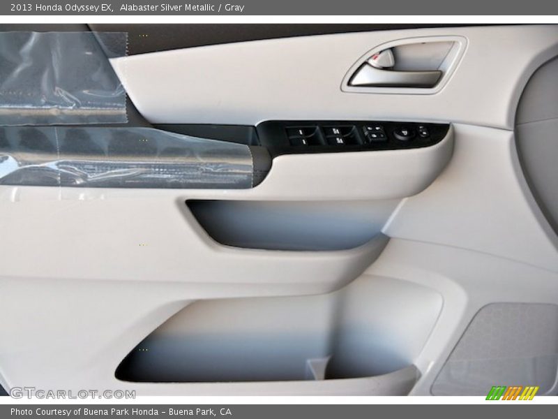 Alabaster Silver Metallic / Gray 2013 Honda Odyssey EX