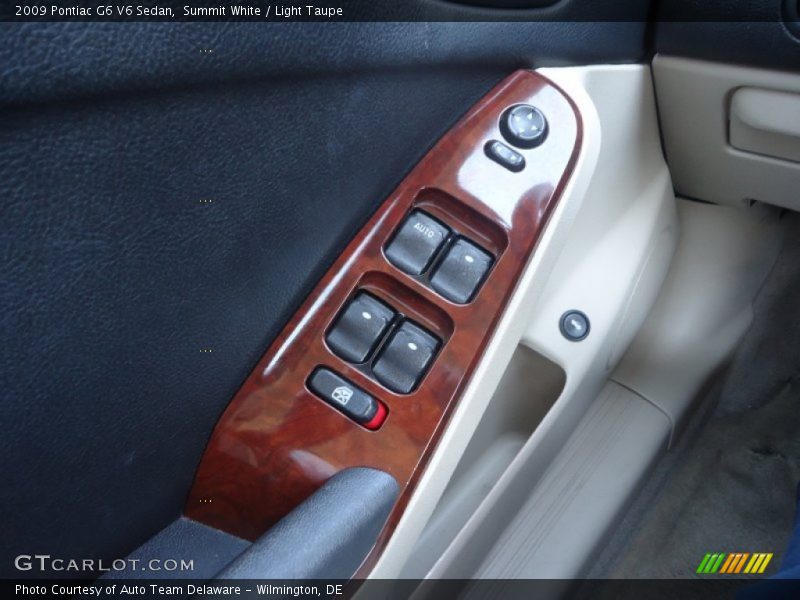 Summit White / Light Taupe 2009 Pontiac G6 V6 Sedan