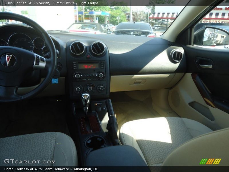 Summit White / Light Taupe 2009 Pontiac G6 V6 Sedan