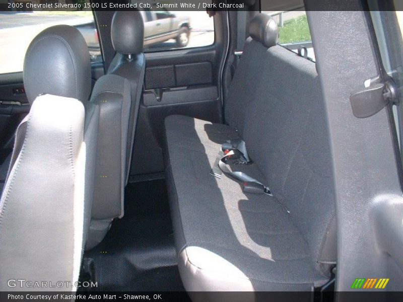 Summit White / Dark Charcoal 2005 Chevrolet Silverado 1500 LS Extended Cab