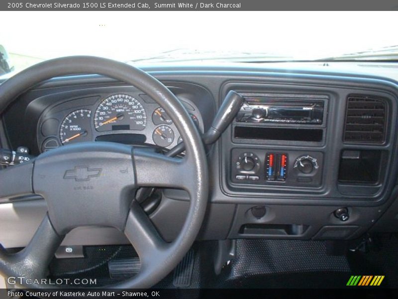 Summit White / Dark Charcoal 2005 Chevrolet Silverado 1500 LS Extended Cab