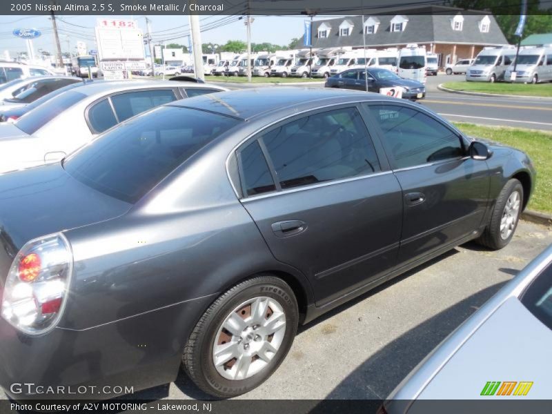 Smoke Metallic / Charcoal 2005 Nissan Altima 2.5 S