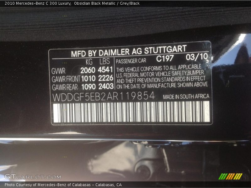 Obsidian Black Metallic / Grey/Black 2010 Mercedes-Benz C 300 Luxury