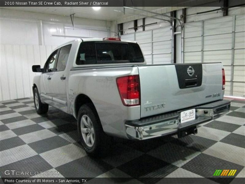 Radiant Silver / Charcoal 2010 Nissan Titan SE Crew Cab