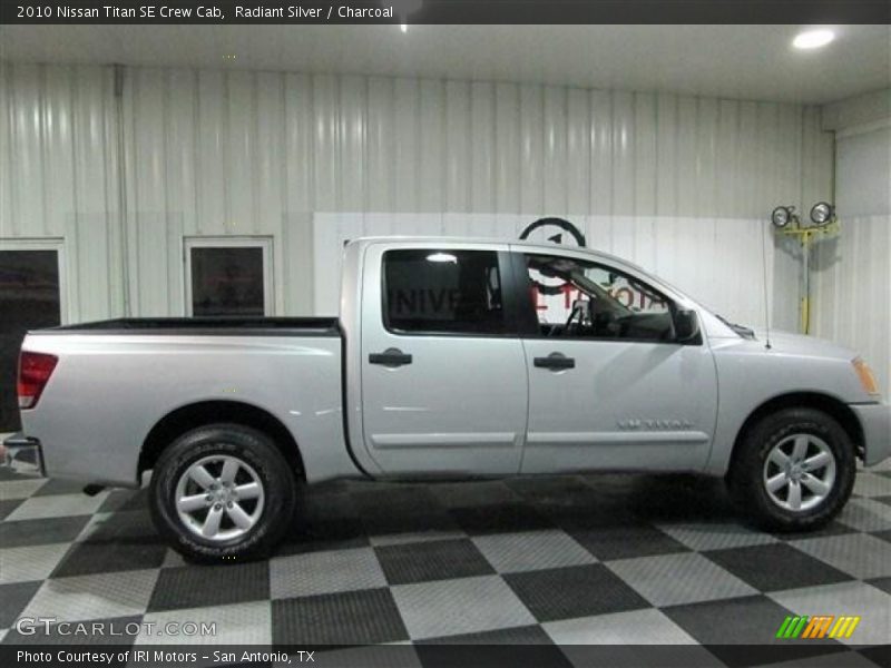 Radiant Silver / Charcoal 2010 Nissan Titan SE Crew Cab