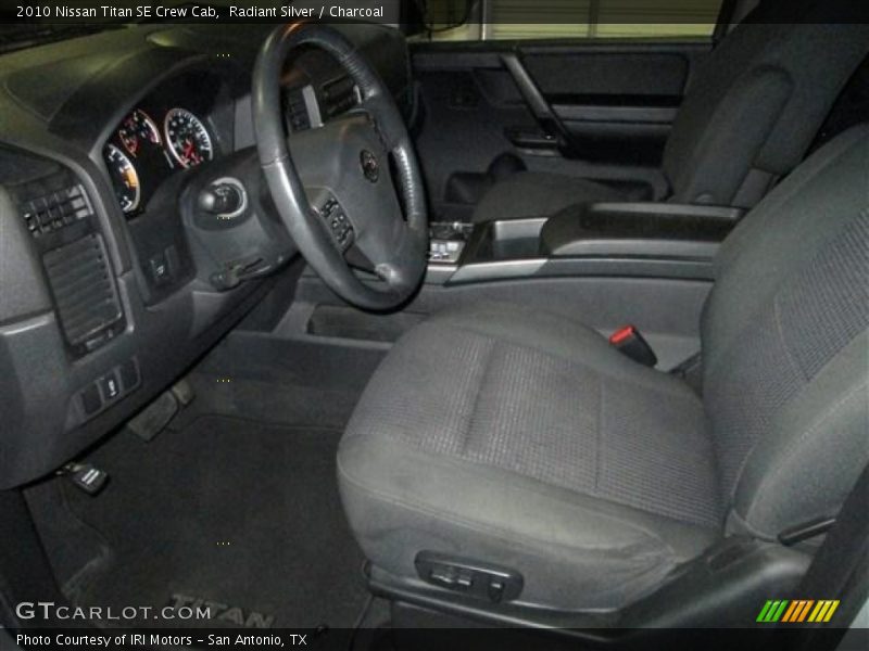 Radiant Silver / Charcoal 2010 Nissan Titan SE Crew Cab