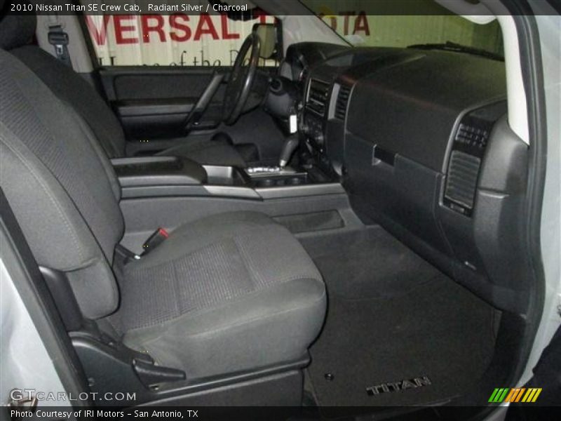 Radiant Silver / Charcoal 2010 Nissan Titan SE Crew Cab