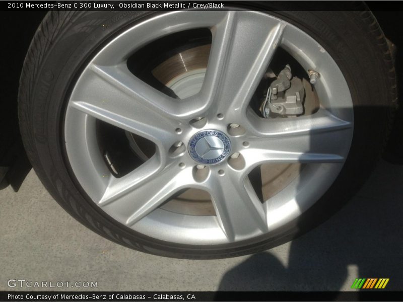 Obsidian Black Metallic / Grey/Black 2010 Mercedes-Benz C 300 Luxury