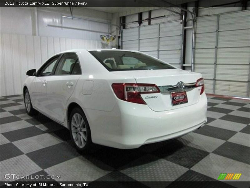 Super White / Ivory 2012 Toyota Camry XLE
