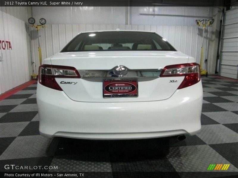 Super White / Ivory 2012 Toyota Camry XLE