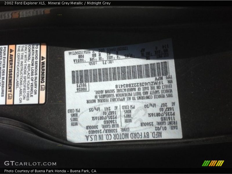 Mineral Grey Metallic / Midnight Grey 2002 Ford Explorer XLS