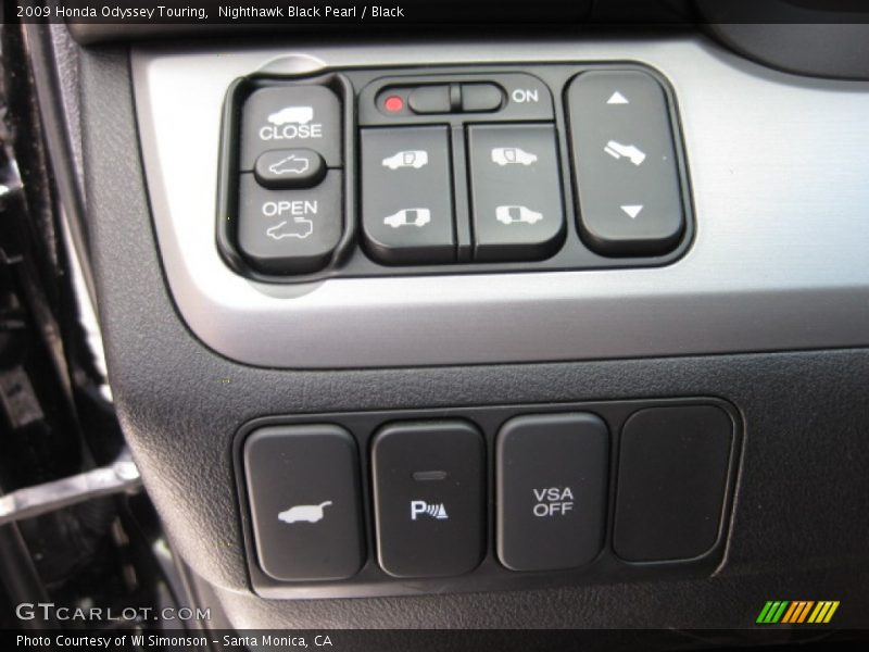 Nighthawk Black Pearl / Black 2009 Honda Odyssey Touring