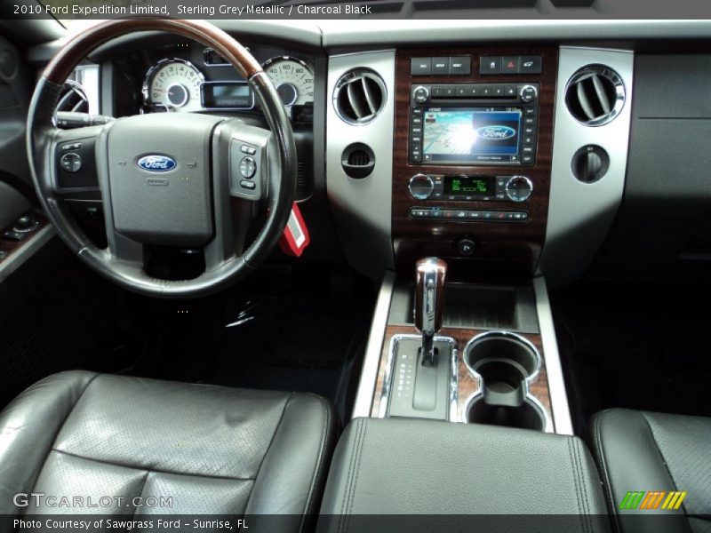 Dashboard of 2010 Expedition Limited