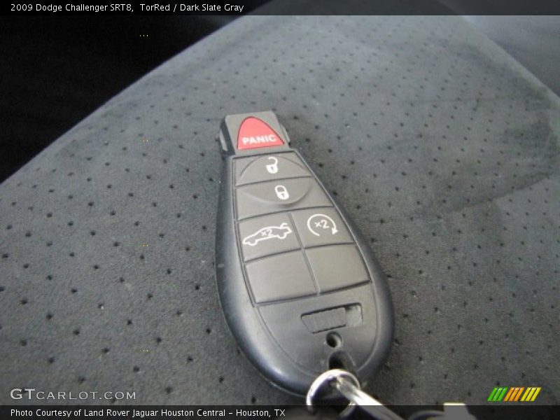 TorRed / Dark Slate Gray 2009 Dodge Challenger SRT8