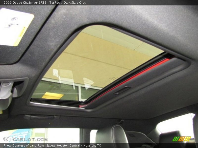 TorRed / Dark Slate Gray 2009 Dodge Challenger SRT8