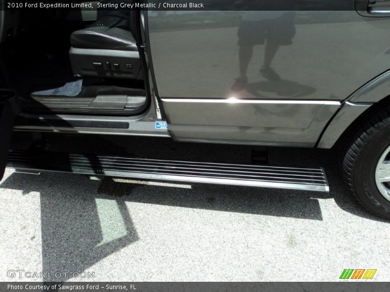 Sterling Grey Metallic / Charcoal Black 2010 Ford Expedition Limited
