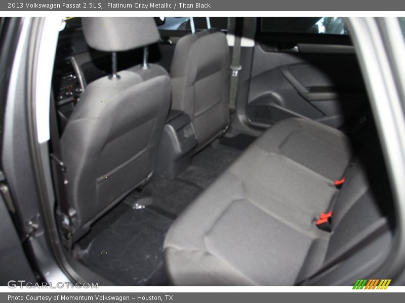 Platinum Gray Metallic / Titan Black 2013 Volkswagen Passat 2.5L S