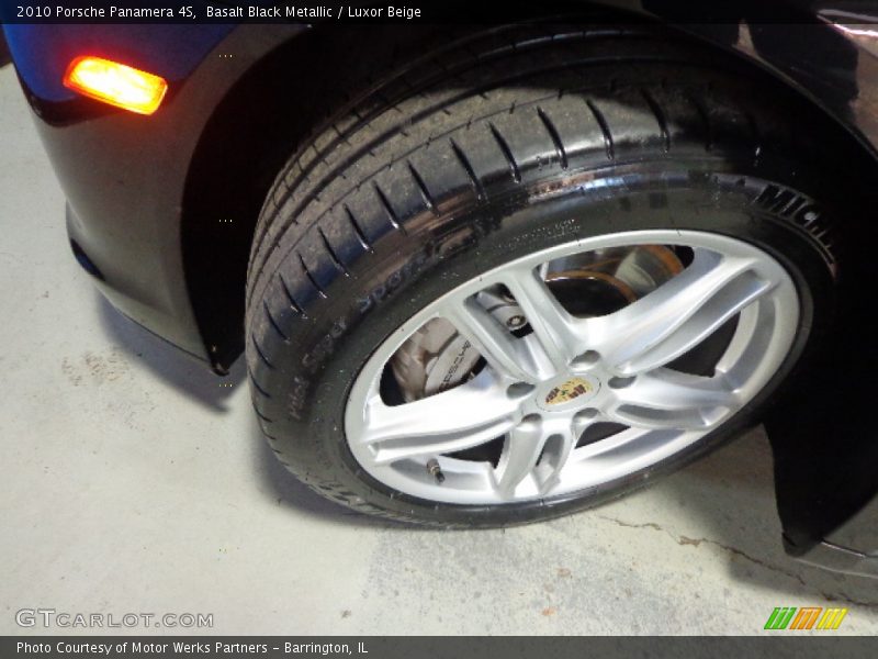 Basalt Black Metallic / Luxor Beige 2010 Porsche Panamera 4S