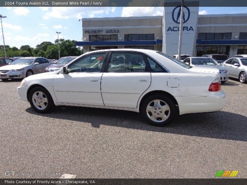 Diamond White Pearl / Ivory 2004 Toyota Avalon XLS
