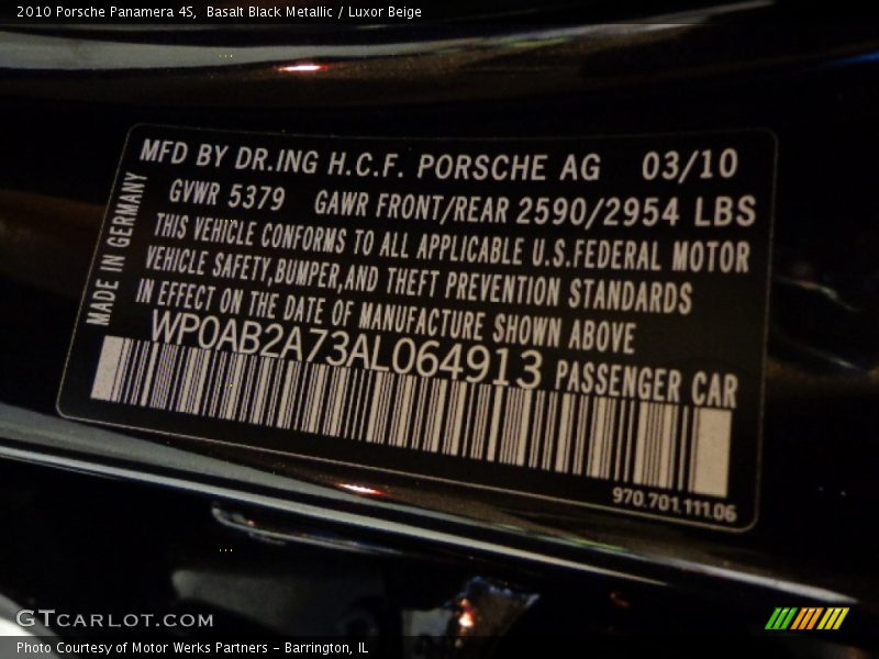 Basalt Black Metallic / Luxor Beige 2010 Porsche Panamera 4S