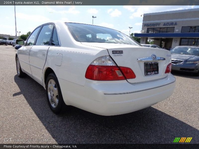Diamond White Pearl / Ivory 2004 Toyota Avalon XLS