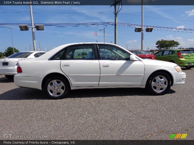 Diamond White Pearl / Ivory 2004 Toyota Avalon XLS