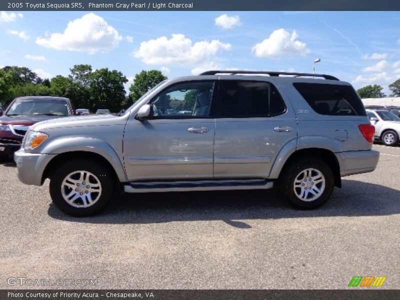 Phantom Gray Pearl / Light Charcoal 2005 Toyota Sequoia SR5