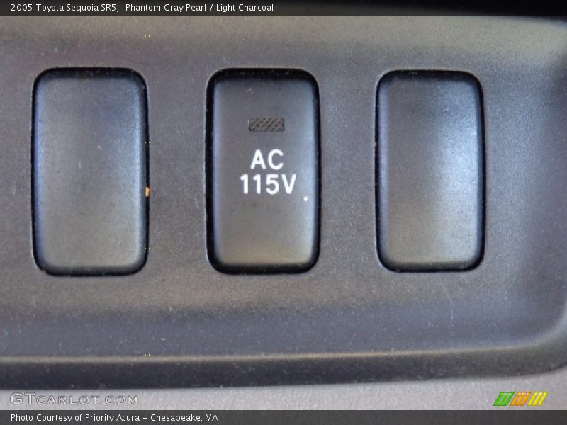 Phantom Gray Pearl / Light Charcoal 2005 Toyota Sequoia SR5