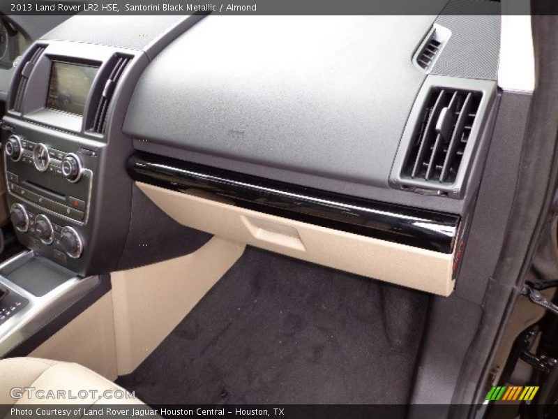 Santorini Black Metallic / Almond 2013 Land Rover LR2 HSE