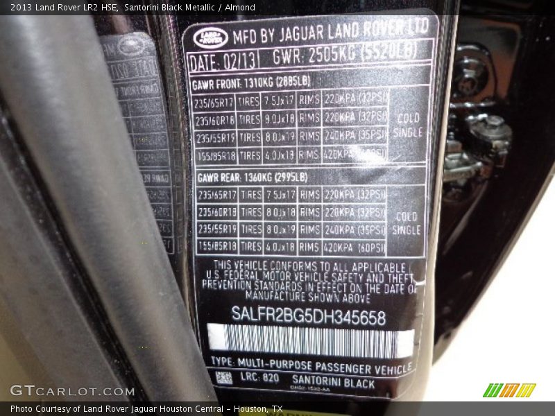 2013 LR2 HSE Santorini Black Metallic Color Code 820
