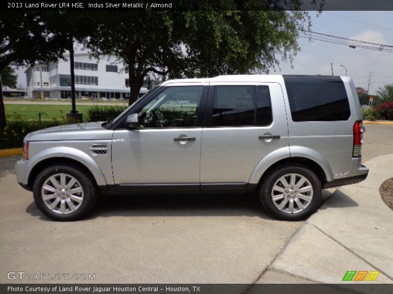 Indus Silver Metallic / Almond 2013 Land Rover LR4 HSE
