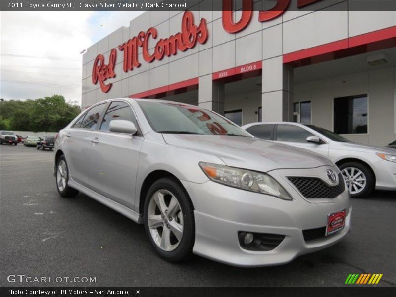 Classic Silver Metallic / Dark Charcoal 2011 Toyota Camry SE