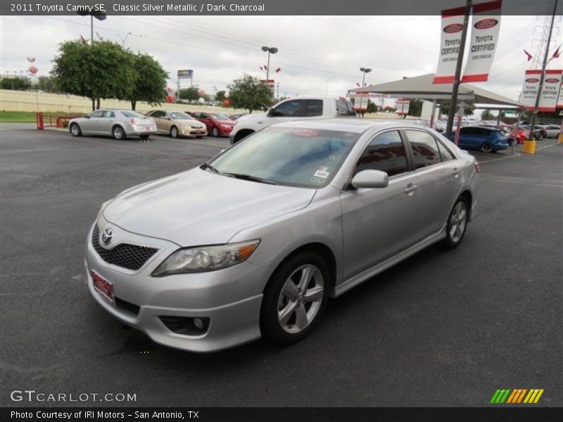 Classic Silver Metallic / Dark Charcoal 2011 Toyota Camry SE