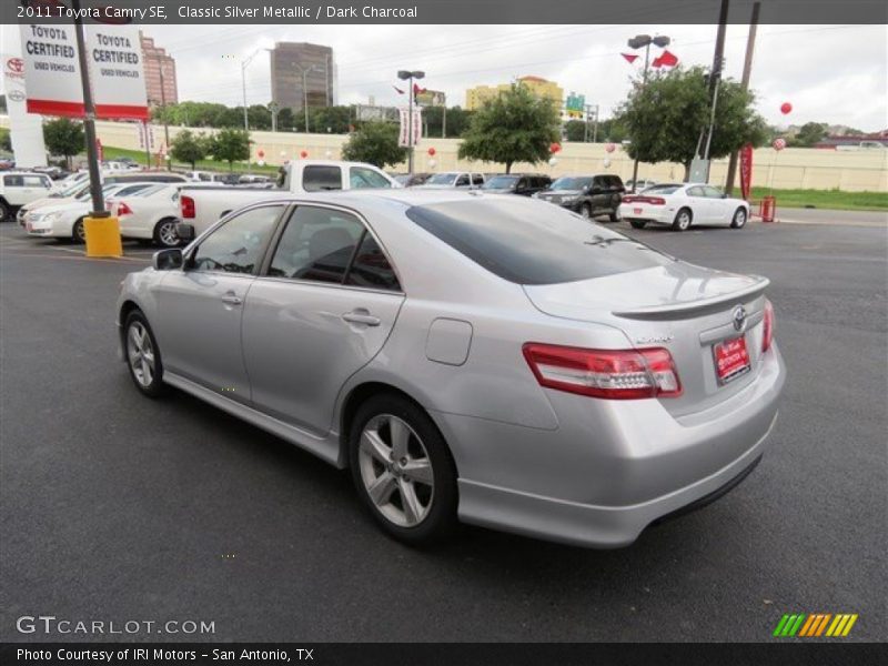 Classic Silver Metallic / Dark Charcoal 2011 Toyota Camry SE