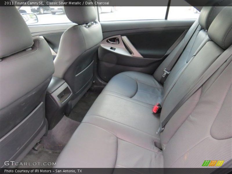 Classic Silver Metallic / Dark Charcoal 2011 Toyota Camry SE