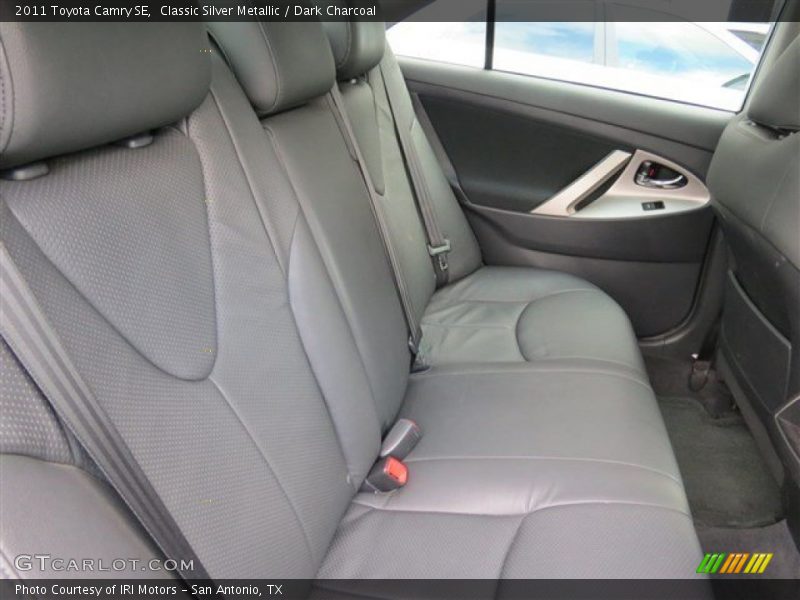 Classic Silver Metallic / Dark Charcoal 2011 Toyota Camry SE